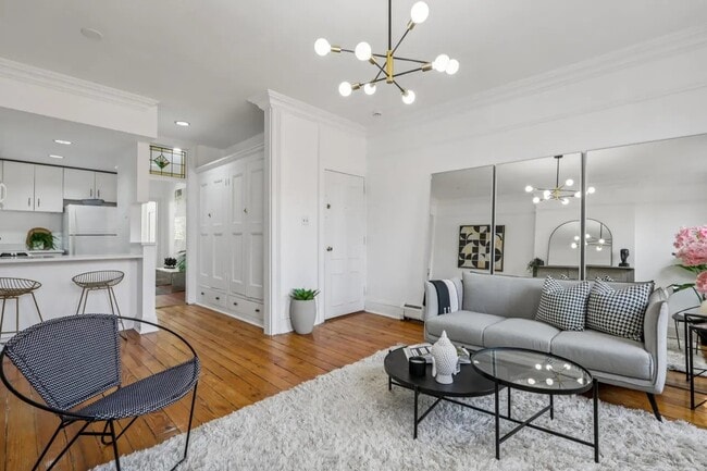 Photo - 299 8th St