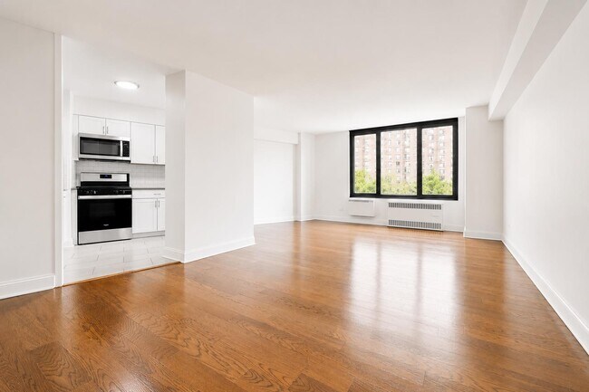 Photo - 3333 Broadway Unit E2C