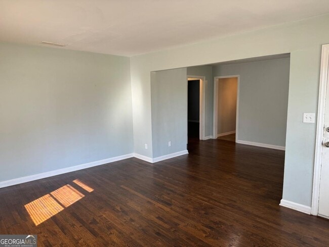 Photo - 2157 Settle Cir SE