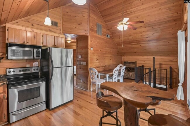 Photo - 1277 Holiday Haven Ln