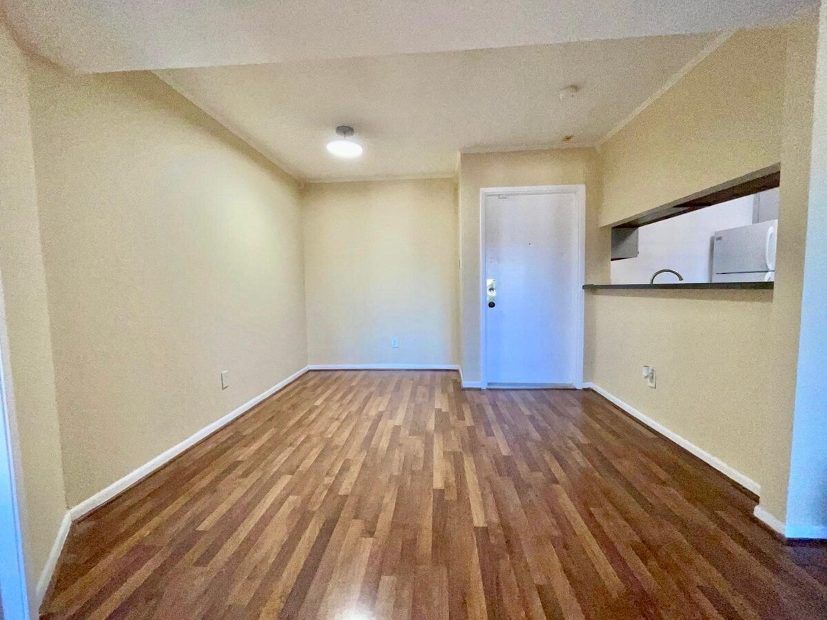 Photo - 3055 Walnut Bend Ln Unidad 36