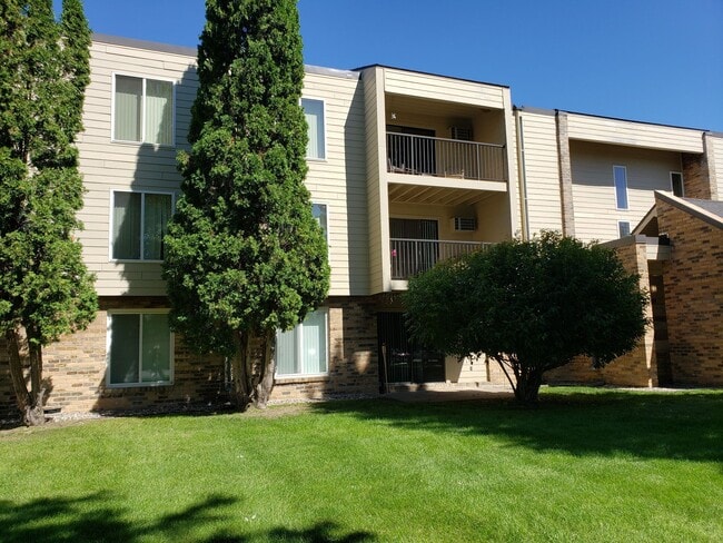 Broadway Apartments