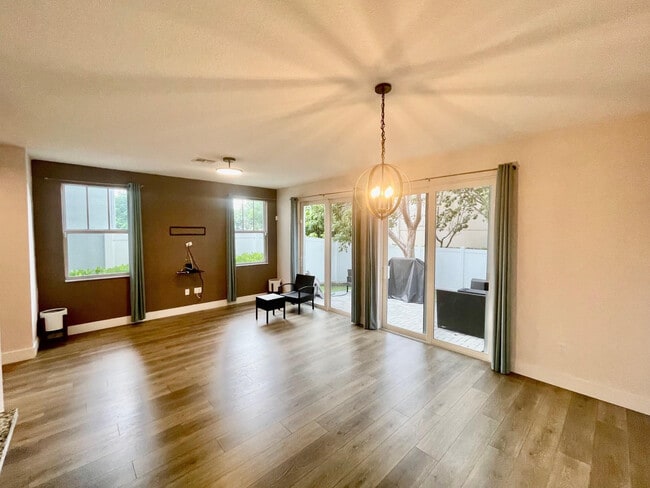 Photo - 4803 NW 48th Terrace