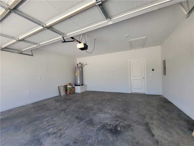 Photo - 1041 E Skyline Lp