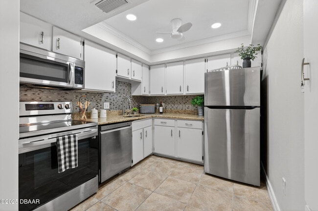 Photo - 935 N Halifax Ave Unit 107