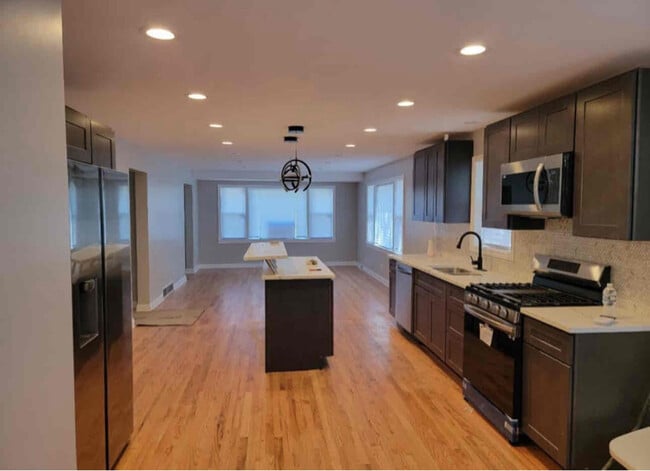 Photo - 10358 S Emerald Ave