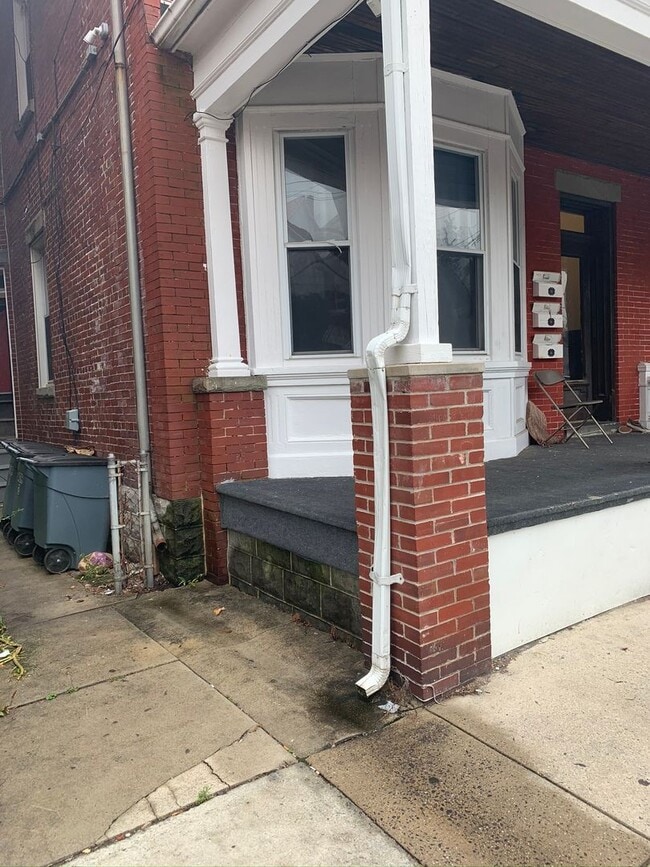 Building Photo - 409 S Potomac St Unit 3F Rental
