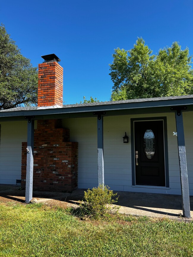 Photo - 23486 Old 44 Dr