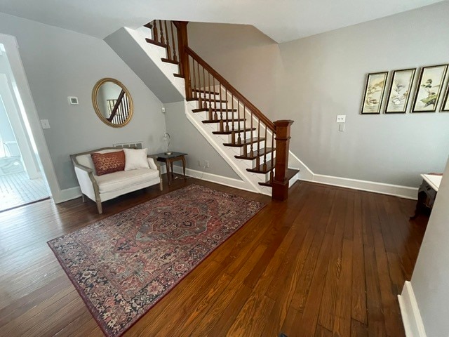 Photo - 320 W Second St