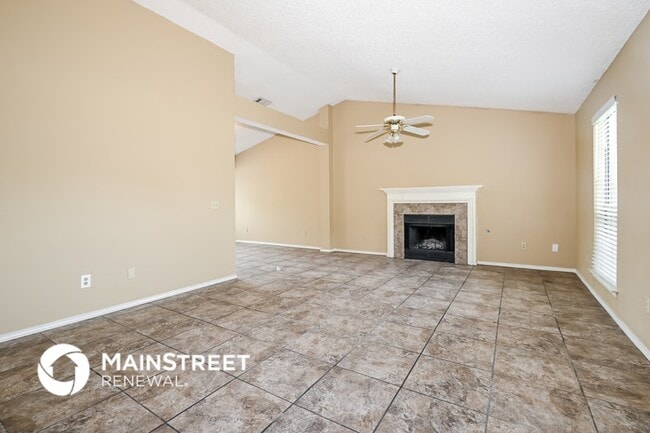 Photo - 909 Eagle Dr