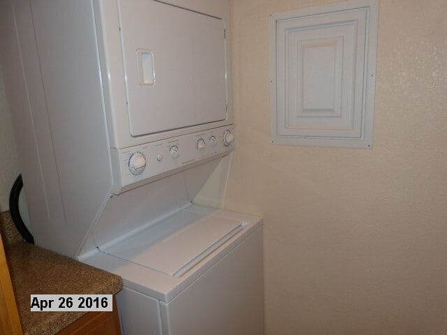 Photo - Spacious 1 Bedroom 1 Bath Apartment- All Bill's Paid