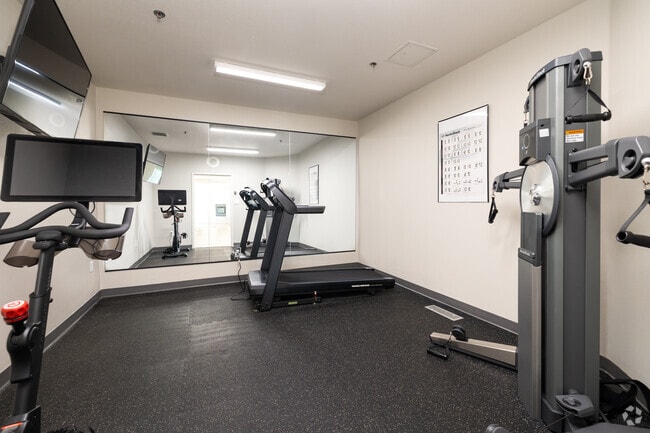 Fintness Center - Mountain Manor