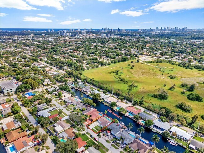 Photo - 2828 Cleveland St