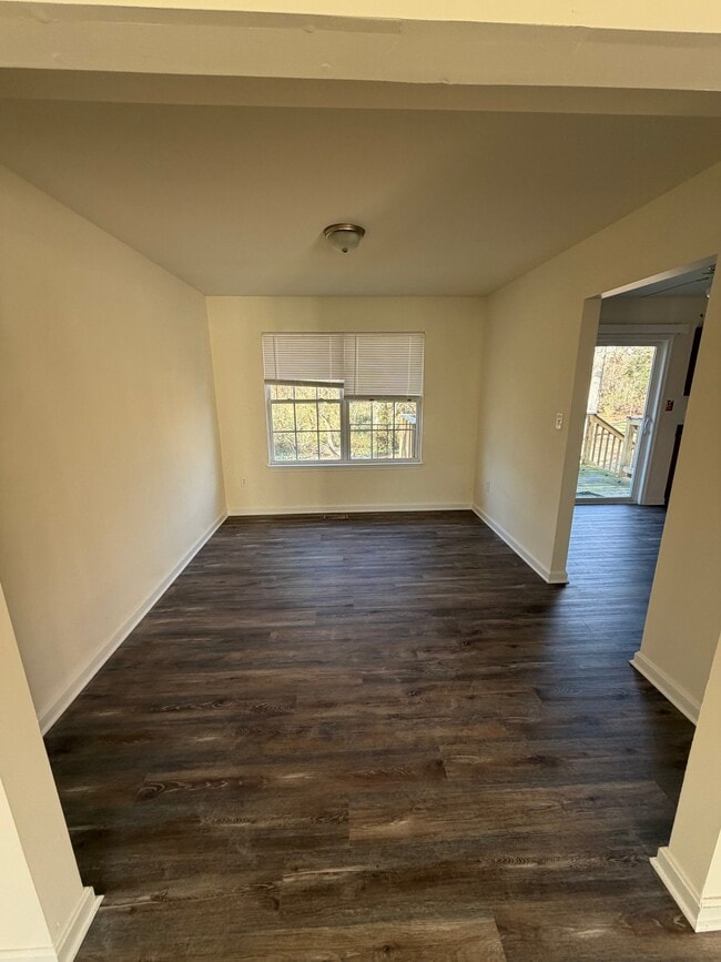 Photo - 8239 Elvaton Rd