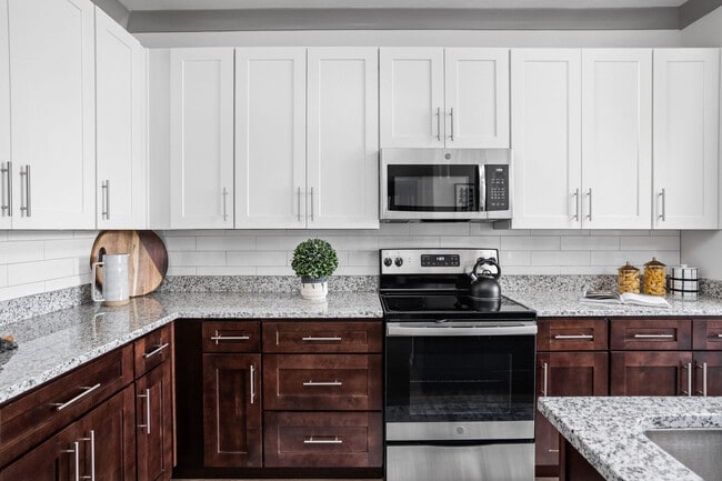 Photo - The Otis at Fort Ben Apartments