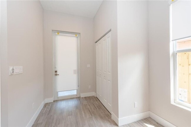 Photo - 1105 NE 2nd Ave