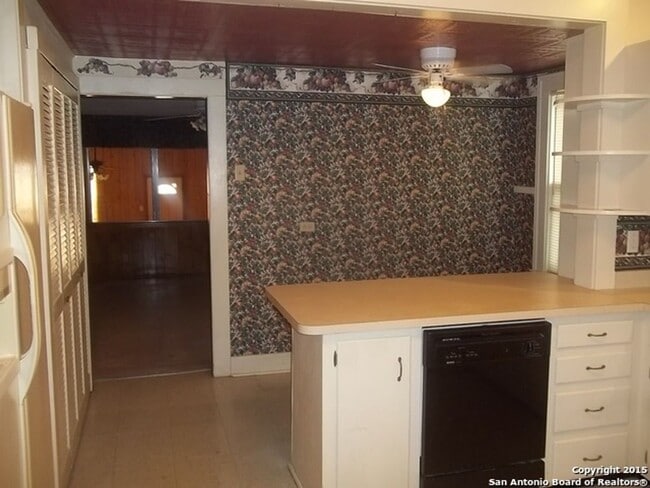 Photo - HOUSE AVAILABLE NOW