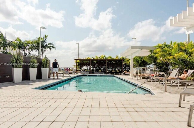 Photo - 3250 NE 1st Ave