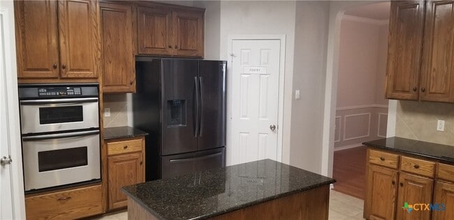 Photo - 619 Rolling Hills Dr