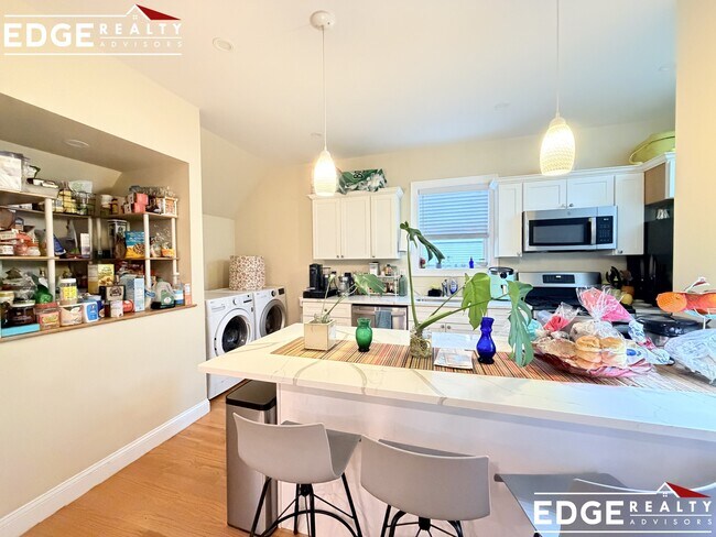 Photo - 30 Winship St