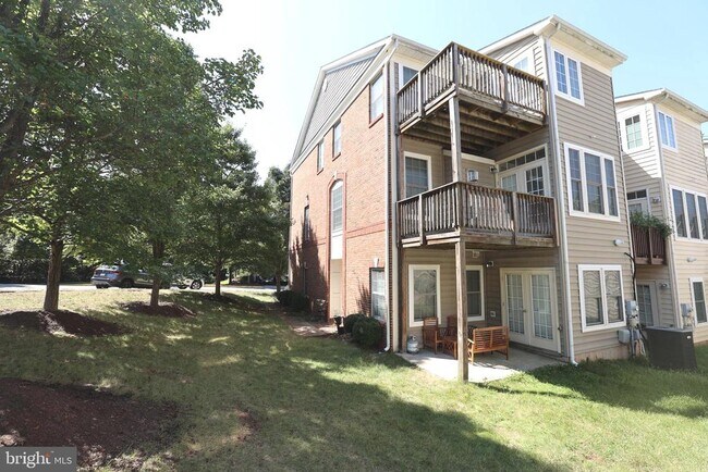 Building Photo - 20345 Center Brook Square Rental