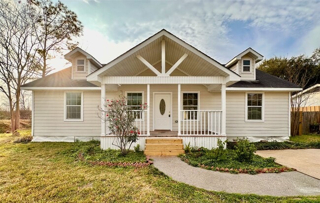 Building Photo - 15134 Alkay St