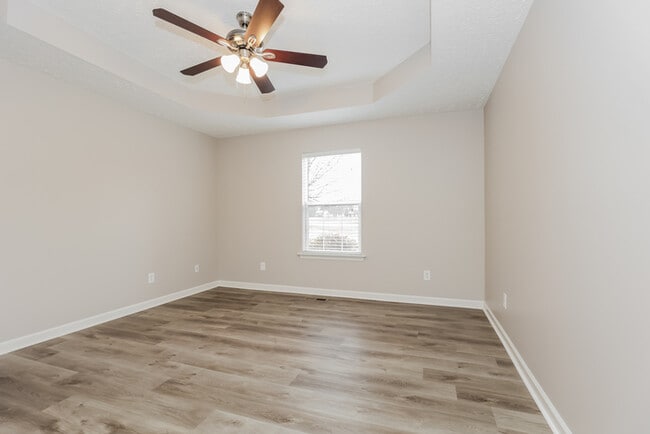 Photo - 5608 Jernigan Ln