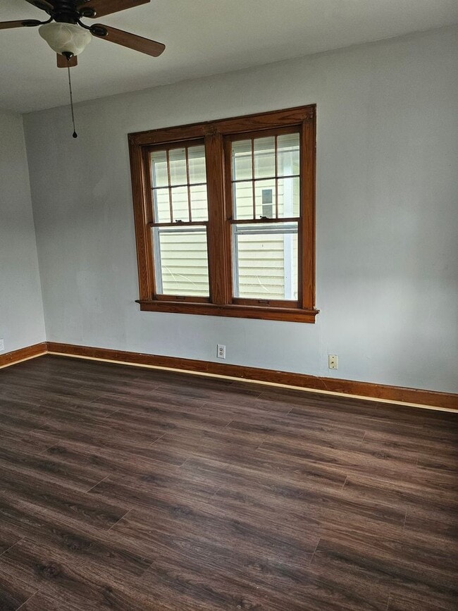 Photo - 2 bed 1 bath house, EHA approved