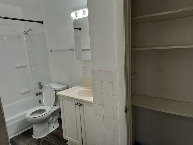 Photo - 670 Hill Dr Unit 670 Hill drive