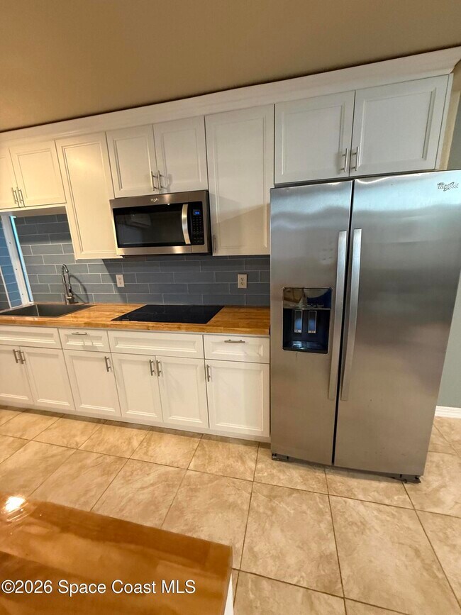 Photo - 483 Church St