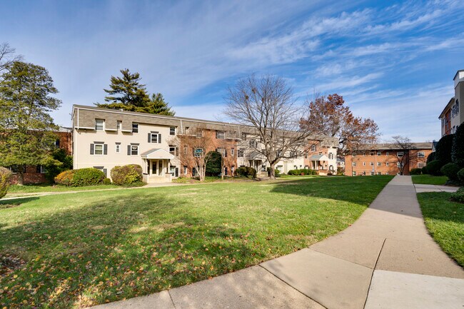 Photo - 6192 Greenwood Dr Unidad 102