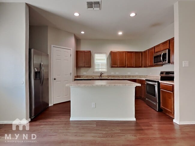 Photo - 7506 Josephs Wy
