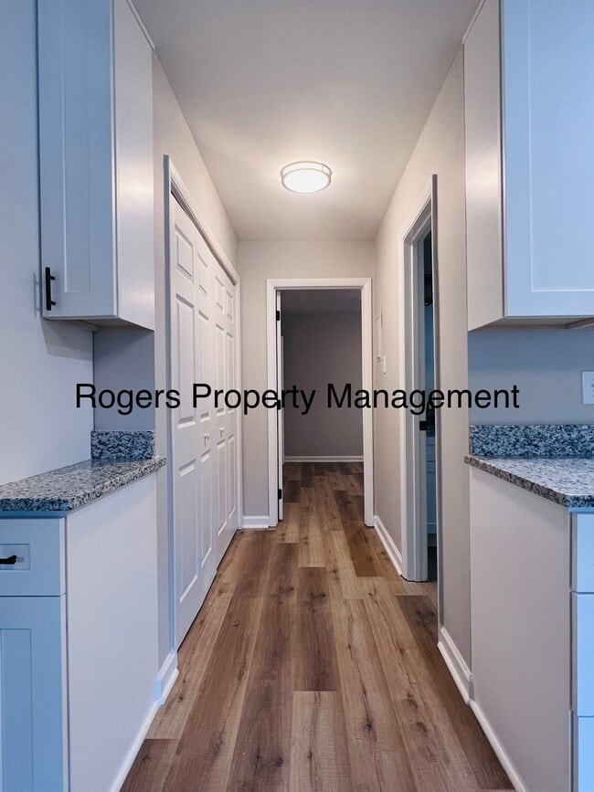 Photo - Renovated Apartment - Comfy and Convenient Unidad Coleman D