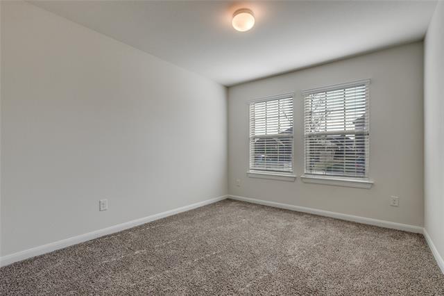 Photo - 504 Stampede Ln