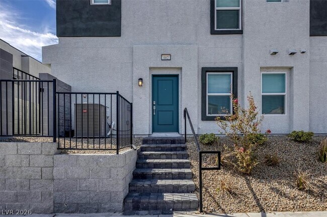 Photo - 295 Grunt Ave