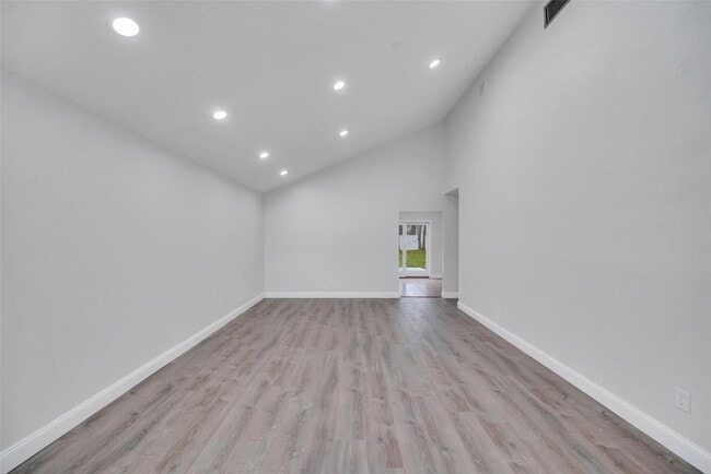 Photo - 145 Sequoia Dr Townhome