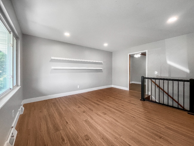 Photo - 1117 Dauphine Ln