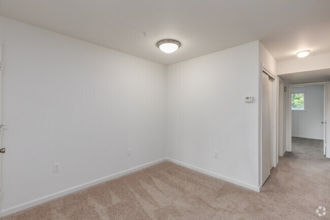2BR, 1BA - 858SF - Dining Room