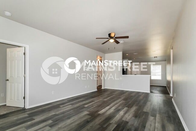 Photo - 4 Bedroom Pet-Friendly Home in Mustang, OK with Main Street Renewal