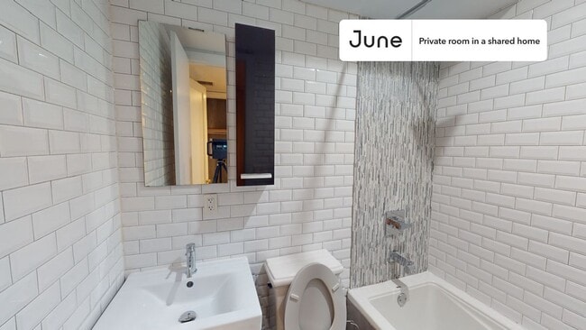 Photo - Room in Shared 3 bed/3 bath home Unit C