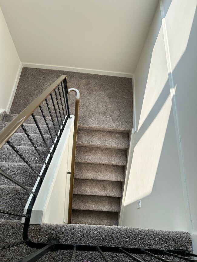 Photo - Beddington Heights Village