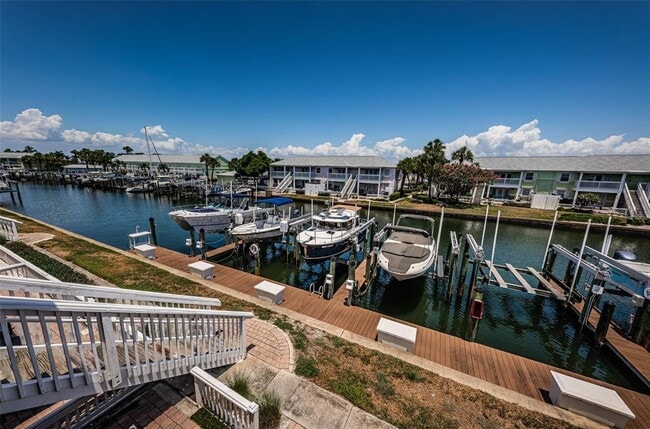 Photo - 4834 Beach Dr SE Unit F
