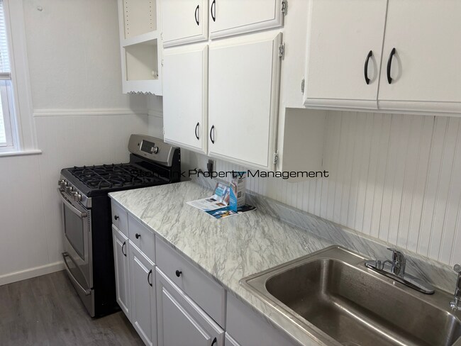 Photo - 34 Pelletier Ave Unidad 3