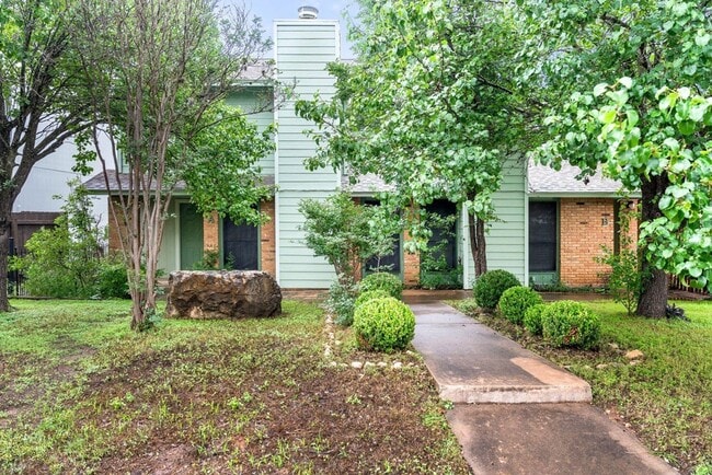 Building Photo - 3222 Tamarron Blvd Unit A Rental