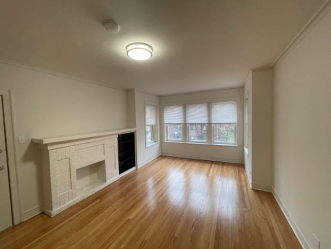 Photo - 7252 N Hamilton Ave