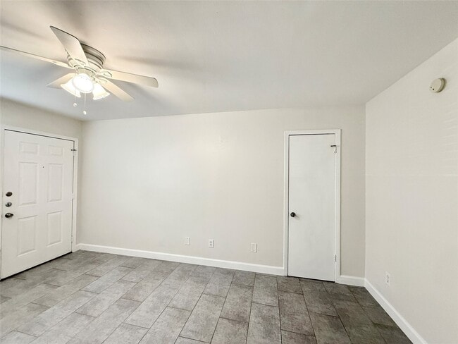 Photo - 1141 N Durham Dr Unidad 10