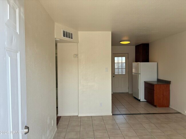 Photo - 1349 E Sahuaro Dr Unit 2