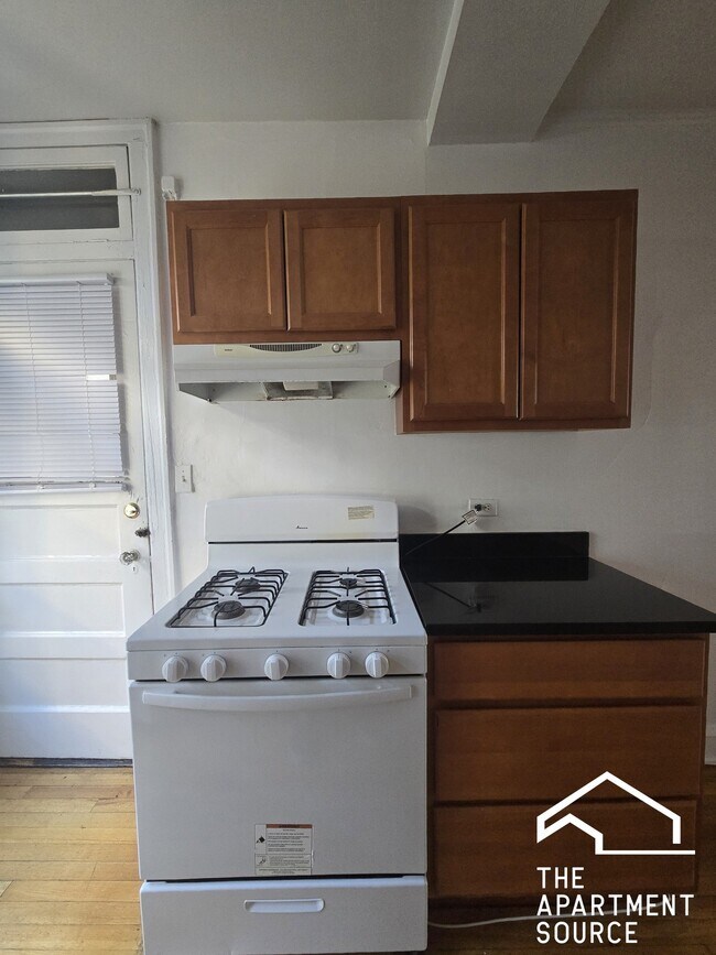 Photo - 907 Elmwood Ave Unit D3