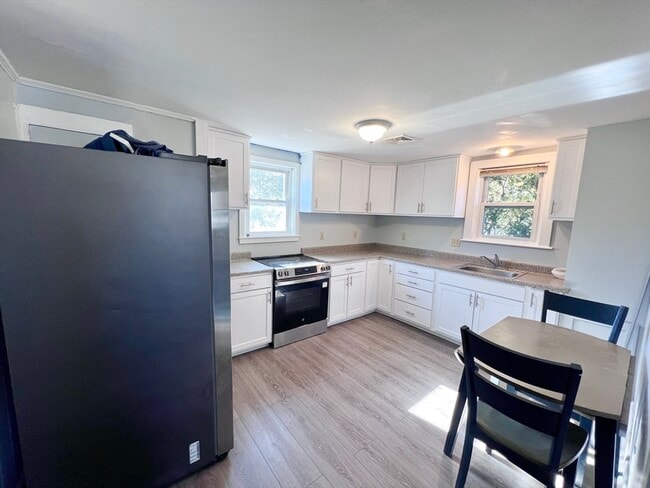 Photo - 1 Kurts Pl Unit 2