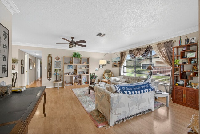 Photo - 13971 Nesting Way